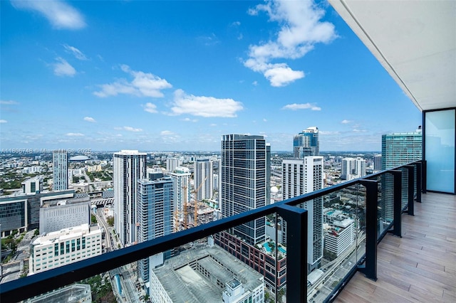 398 NE 5th St Unit 4518, Miami, FL 33132 - balcony featuring a view of city