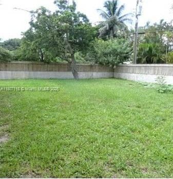131 Carolina Ave, Fort Lauderdale, FL 33312 - view of yard