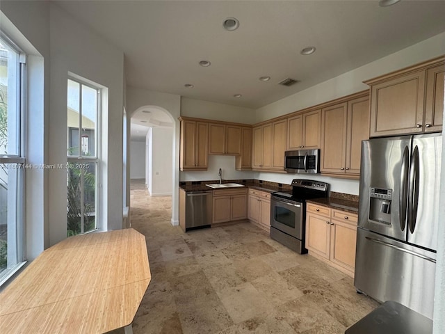 826 E Spinnaker Dr E, Hollywood, FL 33019 - photo 9
