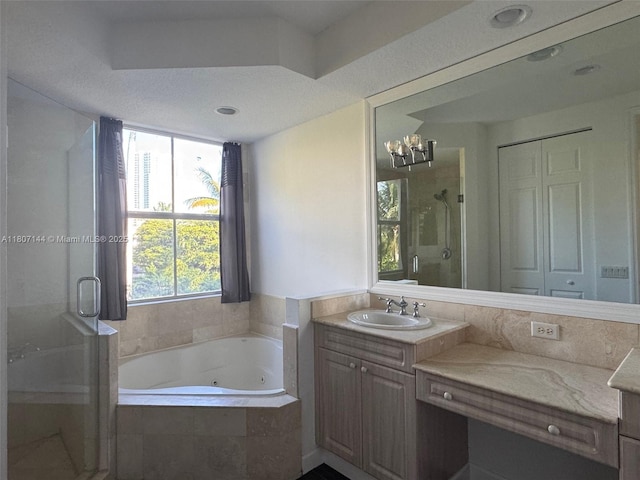 826 E Spinnaker Dr E, Hollywood, FL 33019 - photo 23
