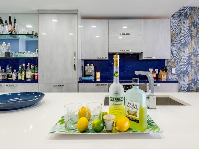 650 Ne 32 3302, Miami, FL 33137 - interior space featuring backsplash