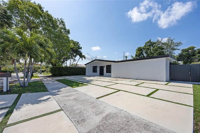 9240 SW 57th Ter, Miami, FL 33173 - view of front facade featuring stucco siding
