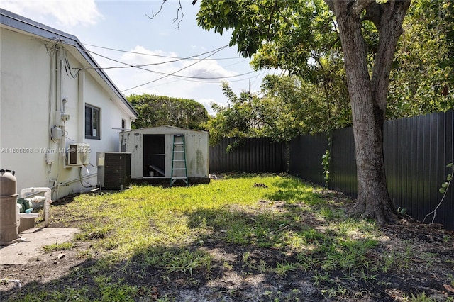 9240 SW 57th Ter, Miami, FL 33173 - fenced backyard with central AC unit