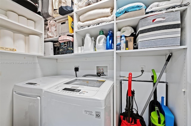 3330 NE 190th St Unit 717, Aventura, FL 33180 - laundry area featuring separate washer and dryer