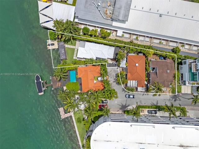 8-10 Century Ln, Miami Beach, FL 33139