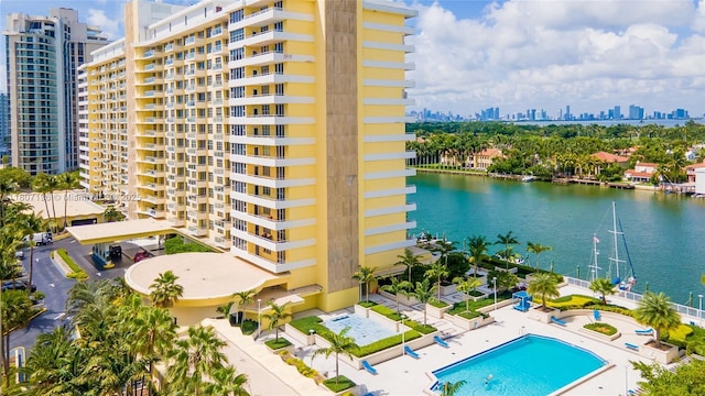 5600 Collins Ave Ph C, Ph C, Miami Beach, FL 33140 - bird's eye view of skyline and a large body of water