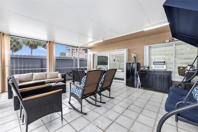 8252 NW 191st Ln Unit 15R, Hialeah, FL 33015 - view of sunroom