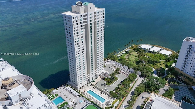 800 Claughton Island Dr Unit 1504, Miami, FL 33131 - aerial view of a pool area and a large body of water