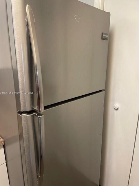 927 Riverside Dr Unit 326, Coral Springs, FL 33071 - detailed view of freestanding refrigerator