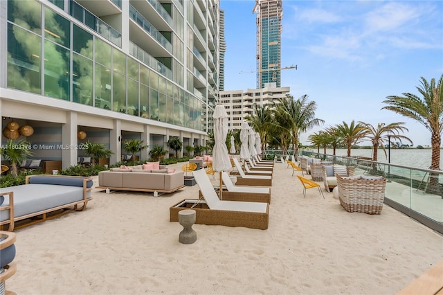 2900 NE 7th Ave Unit 3605, Miami, FL 33137 - surrounding community with an outdoor living space
