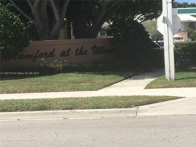3107 Kingston Ct, West Palm Beach, FL 33409 - view of community sign