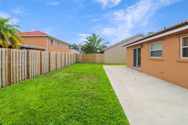 19171 NW 89th Ct, Hialeah, FL 33018 - view of yard featuring a patio