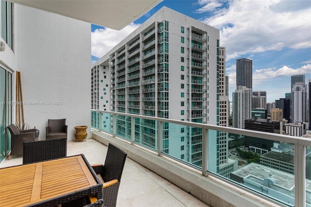 41 SE 5th St Unit 2008, Miami, FL 33131 - balcony with a city view