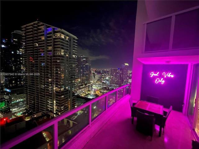 41 SE 5th St Unit 2008, Miami, FL 33131 - balcony at twilight featuring a view of city lights