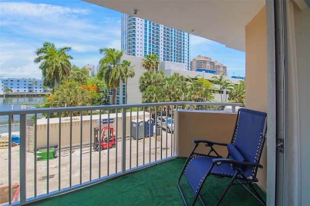 1965 S Ocean Dr Unit Mq, Hallandale Beach, FL 33009 - balcony featuring a view of city and a water view