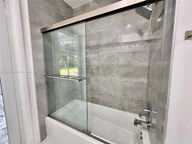 8890 SW 155th Ter, Palmetto Bay, FL 33157 - full bath with enclosed tub / shower combo