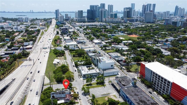 301 NW 37th St, Miami, FL 33127 - photo 5