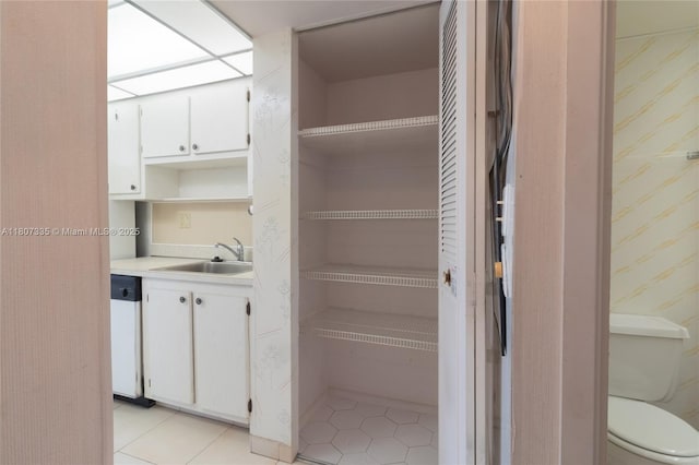 250 174th St Unit 601, Sunny Isles Beach, FL 33160 - pantry featuring a sink