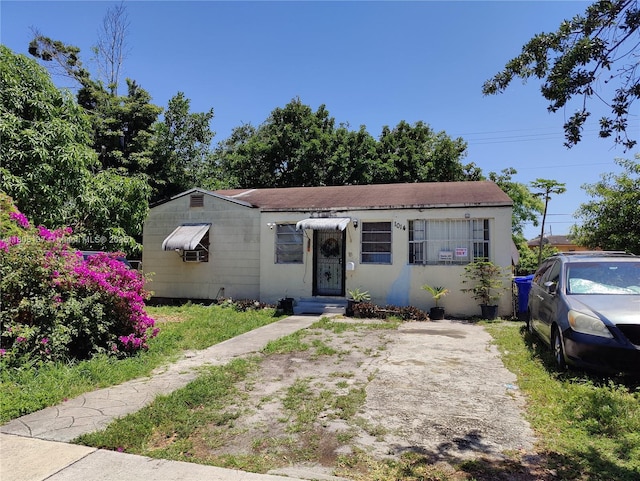 1014 NW 60th St, Miami, FL 33127 - view of bungalow-style house