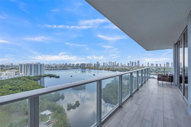 16385 Biscayne Blvd Unit 2707, North Miami Beach, FL 33160 - balcony with a view of skyline and a water view