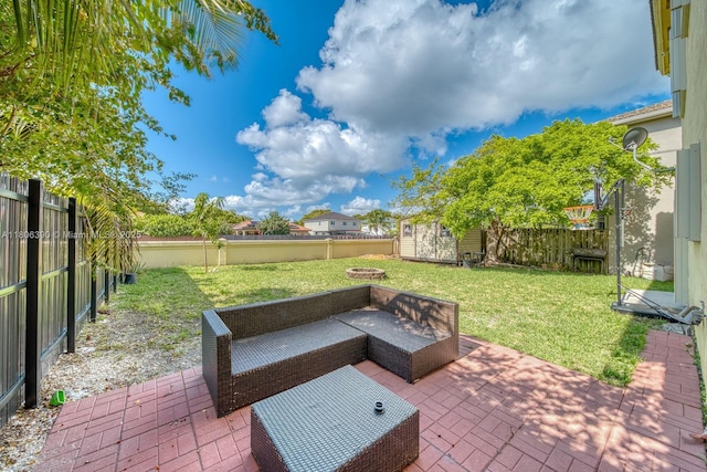 9018 SW 211th Ln, Cutler Bay, FL 33189 - view of patio / terrace