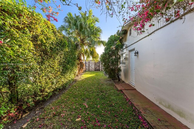 7230 SW 131st Ave, Miami, FL 33183 - view of yard