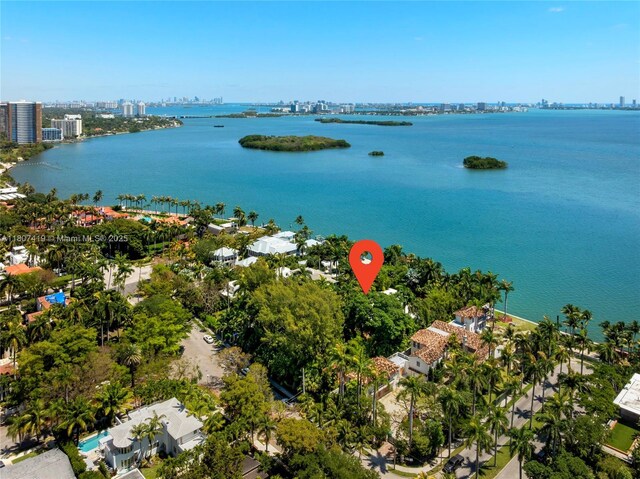 5725 N Bayshore Dr, Miami, FL 33137 - view of urban area with a large body of water