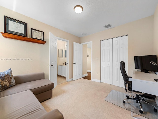19165 N Gardenia Ave, Weston, FL 33332 - home office with light colored carpet and baseboards