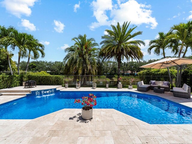19165 N Gardenia Ave, Weston, FL 33332 - view of pool featuring an outdoor hangout area and a patio area