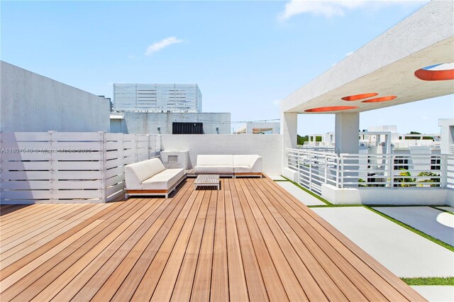 455 NE 39th St Unit 102, Miami, FL 33137 - view of wooden deck