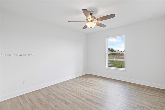 520 SW 28th St, Cape Coral, FL 33914 - unfurnished room with light wood-style floors, ceiling fan, and a smoke detector