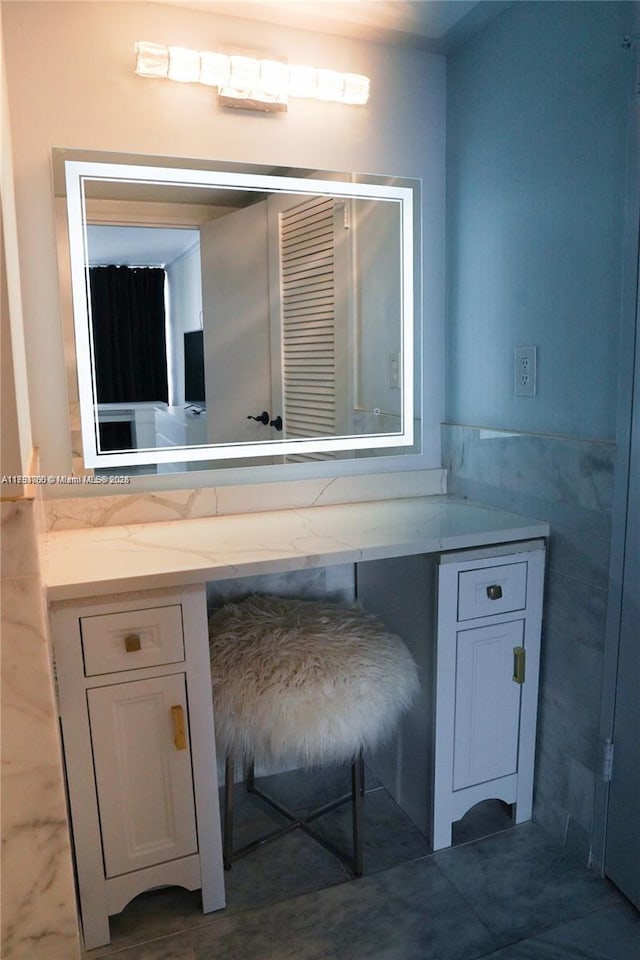 500 Three Islands Blvd Unit 106, Hallandale Beach, FL 33009 - bathroom with vanity