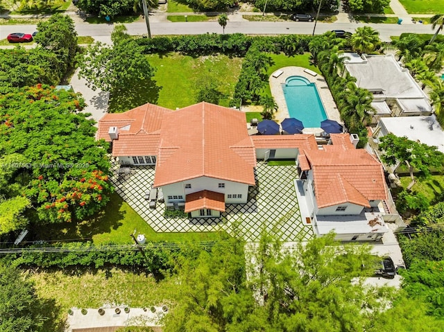 321 SW 1st Ave, Boynton Beach, FL 33435 - view from above of property featuring a pool