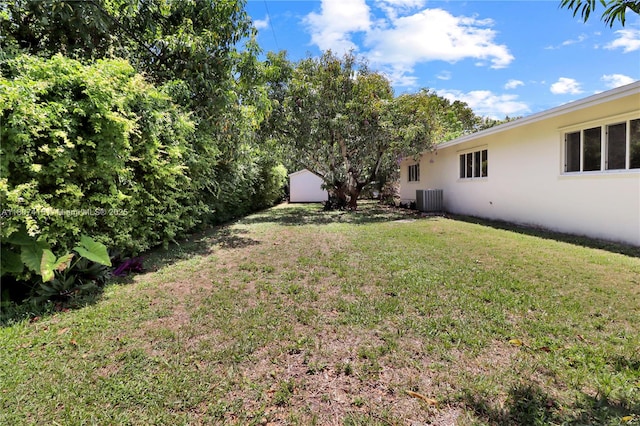 17535 SW 91st Ave, Palmetto Bay, FL 33157 - view of grassy yard featuring a shed