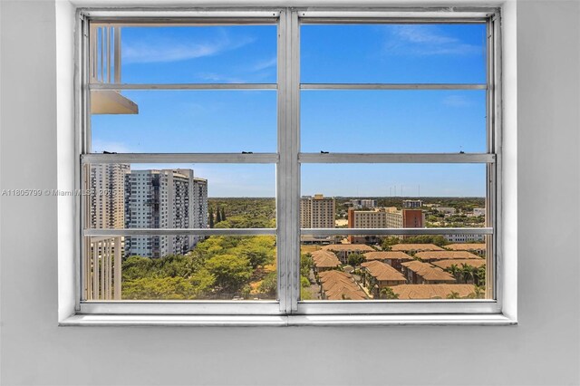 2801 NE 183rd St Unit 1703W, Aventura, FL 33160 - photo 31