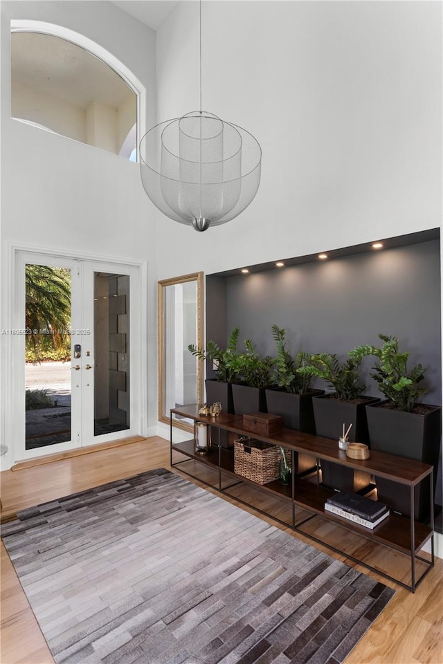 3905 Pinecrest Ct, Weston, FL 33331 - building lobby with a high ceiling