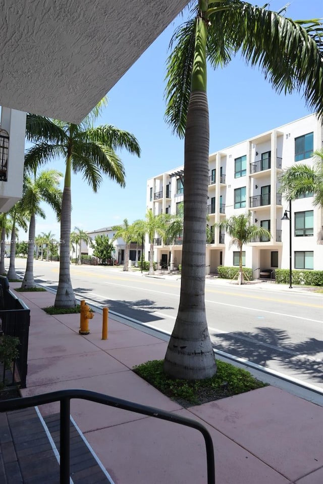 8201 NW 41st St Unit D-402, Doral, FL 33166 - view of property's community