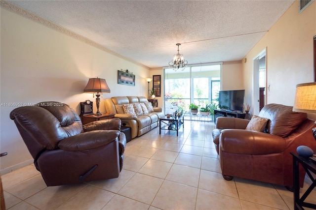 9823 S Hollybrook Lake Dr Unit 105, Pembroke Pines, FL 33025 - living area featuring a chandelier, light tile patterned floors, a textured ceiling, and a wall of windows