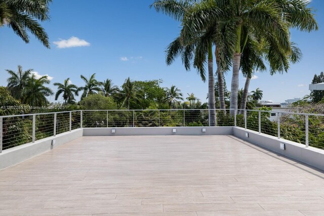 1379 N Venetian Way, Miami, FL 33139 - view of patio with a balcony