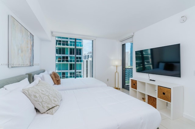 31 SE 6th St Unit 2408, Miami, FL 33131 - view of bedroom