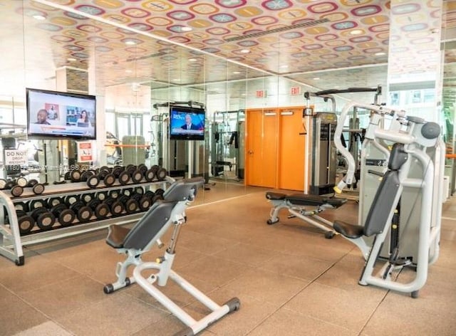 31 SE 6th St Unit 2408, Miami, FL 33131 - view of workout area
