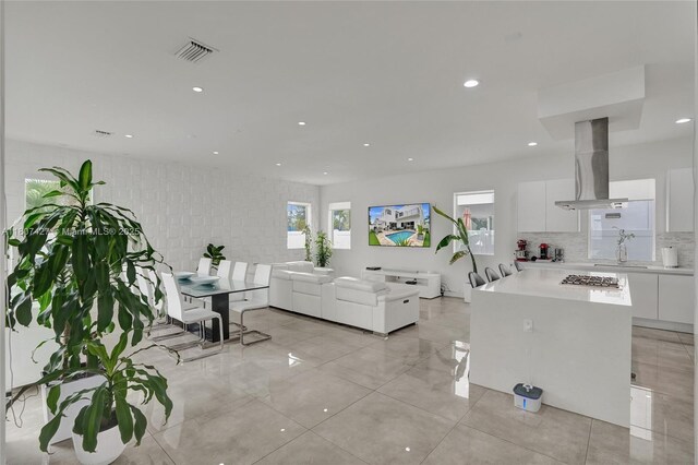 9995 NW 75th St, Doral, FL 33178 - photo 5