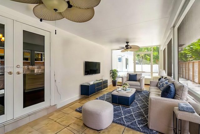 1550 Tyler St, Hollywood, FL 33020 - sunroom / solarium with french doors