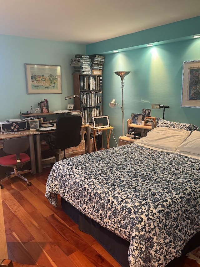 20379 W Country Club Dr Unit 1937, Aventura, FL 33180 - bedroom featuring wood finished floors