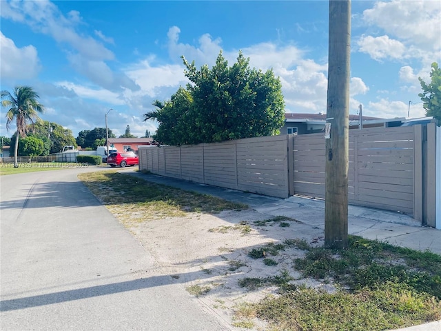 3745 NW 171st Ter, Miami Gardens, FL 33055 - photo 2