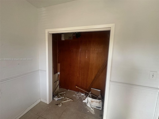 2020 SW 57th Ct, Miami, FL 33155 - corridor featuring baseboards