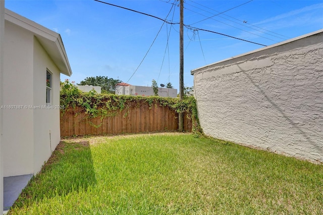 2978 SW 14th St, Miami, FL 33145 - view of yard