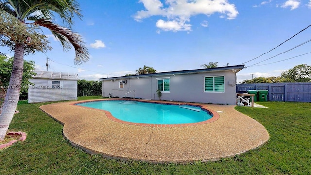 5301 SW 111th Ave, Miami, FL 33165 - view of swimming pool