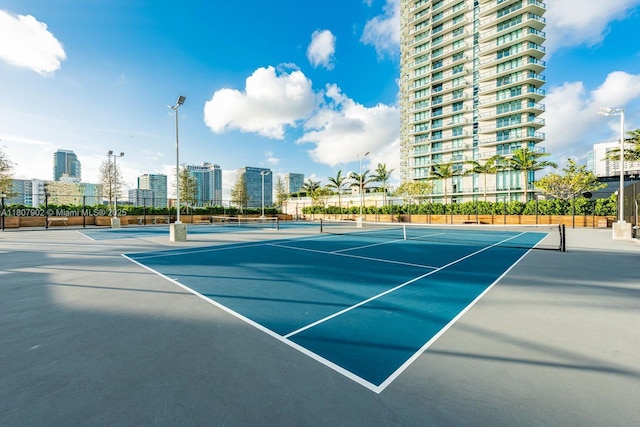 650 NE 32nd St Unit 4101, Miami, FL 33137 - view of tennis court featuring a view of city and community basketball court
