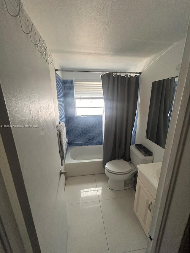 8080 Tatum Waterway Dr Unit 4, Miami Beach, FL 33141 - photo 6